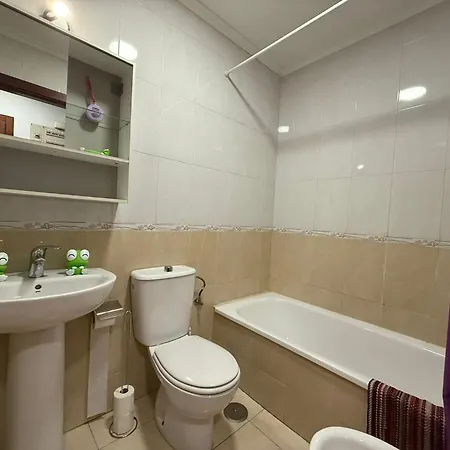 Con Terraza A 800 M Playa Апартаменти